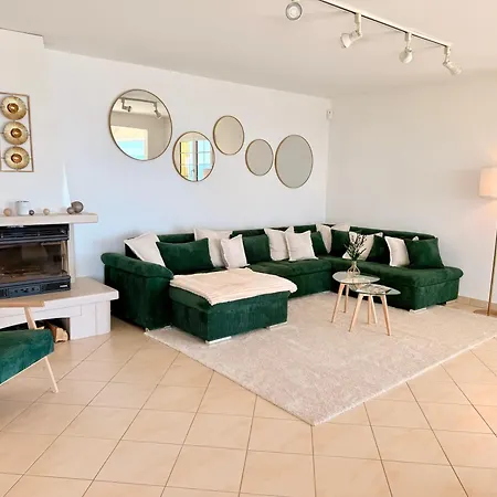 Lavaux Villa *