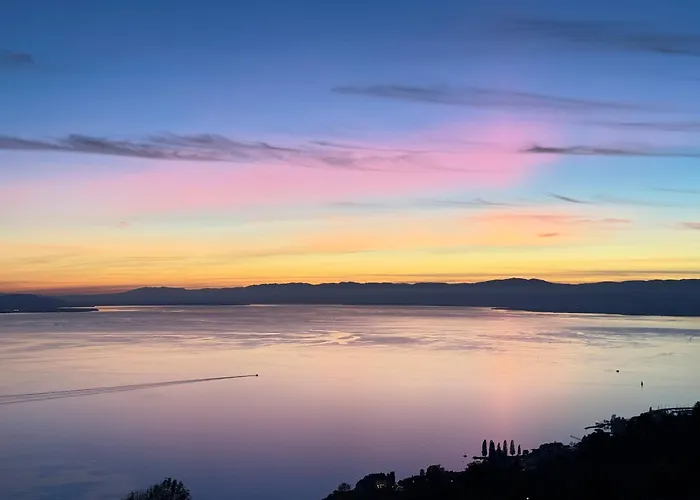 Premium With Jacuzzi & Panoramic View Lavaux Villa *